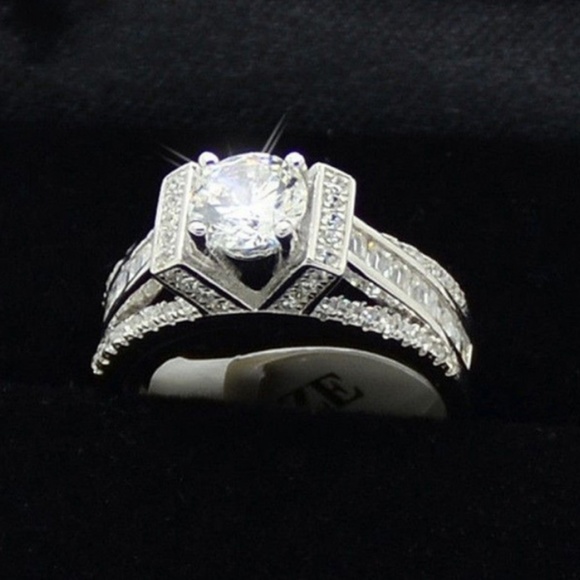 AAA 925 Sterling Silver Cubic Zirconia Rings - Picture 2 of 7